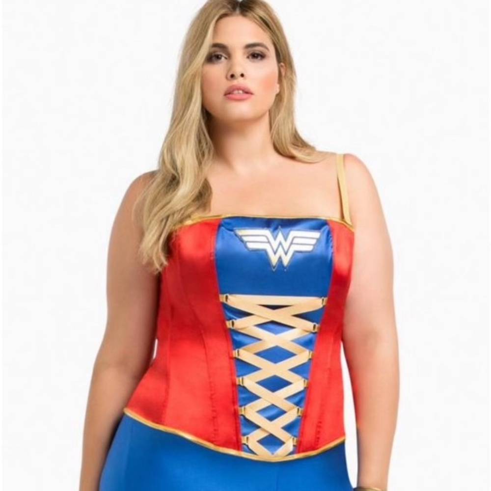 torrid Wonder Woman Cosplay Bustier 5X NWT
